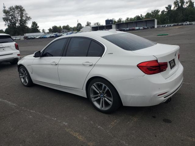 Photo 1 VIN: WBA8E1C39HA158694 - BMW 330E 