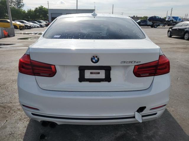 Photo 5 VIN: WBA8E1C50JA178176 - BMW 330E 