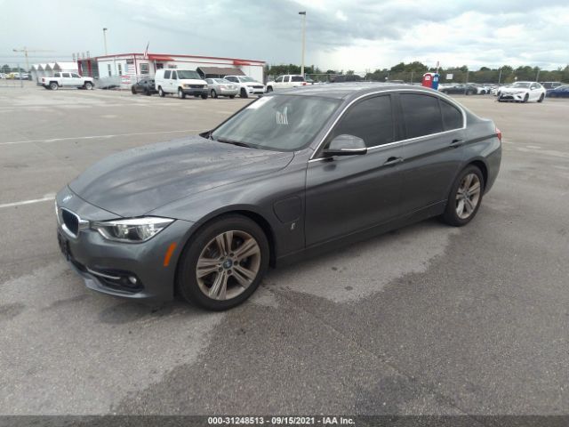 Photo 1 VIN: WBA8E1C52JA762773 - BMW 3 