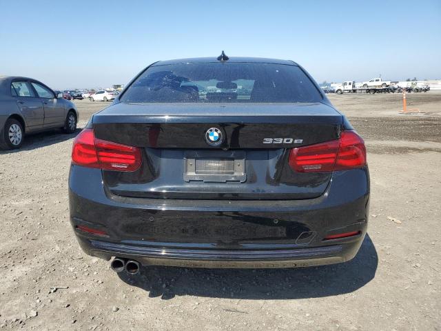 Photo 5 VIN: WBA8E1C53JA165597 - BMW 330E 