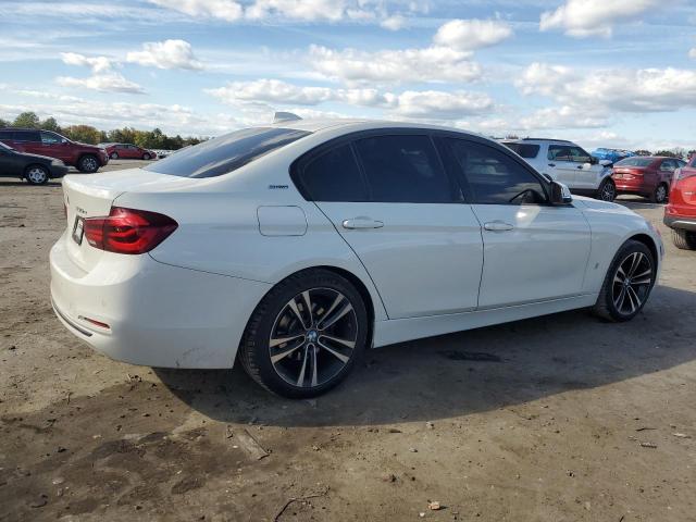 Photo 2 VIN: WBA8E1C53JA178396 - BMW 330E 