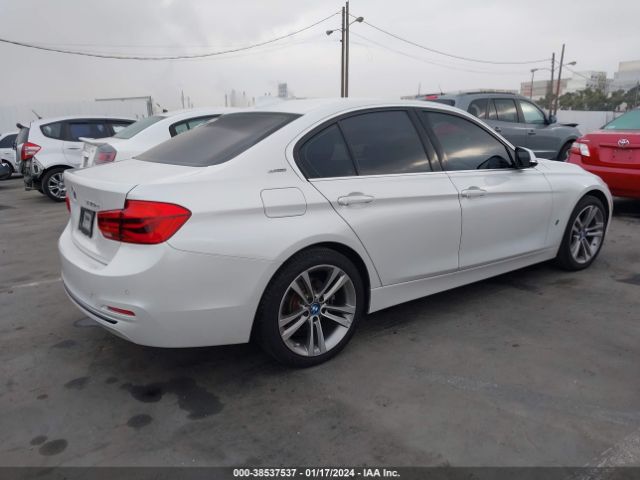 Photo 3 VIN: WBA8E1C53JA758702 - BMW 330E 