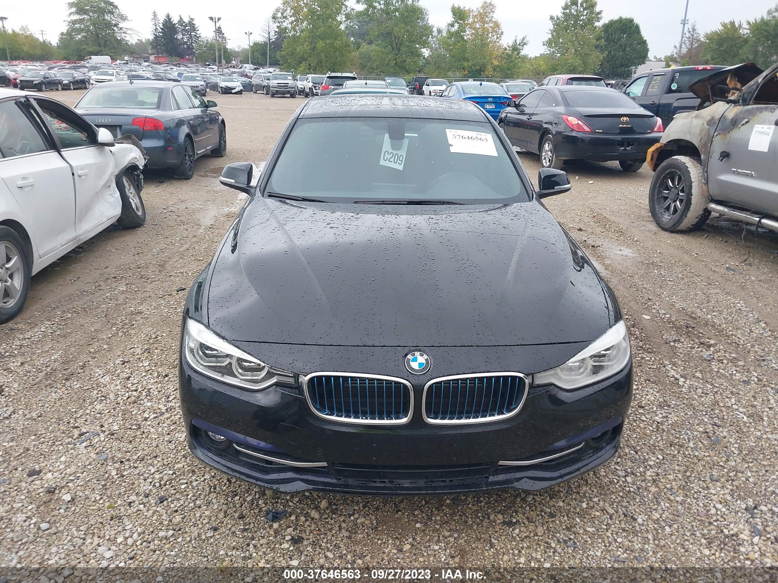 Photo 11 VIN: WBA8E1C54HK480056 - BMW 3ER 