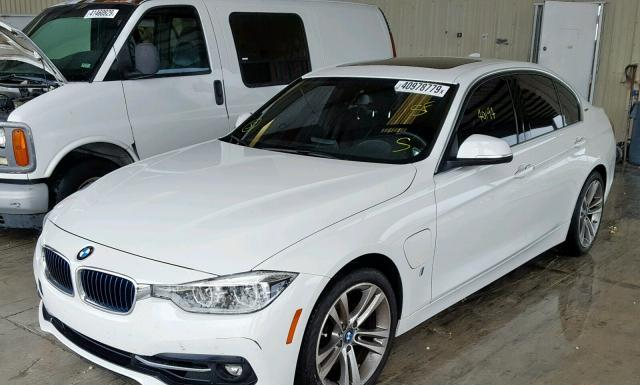 Photo 1 VIN: WBA8E1C54JA159467 - BMW 330E 