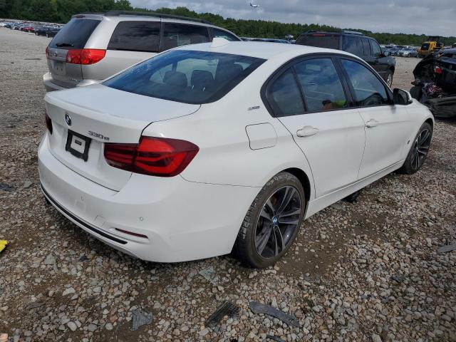 Photo 3 VIN: WBA8E1C54JA177872 - BMW 330E 