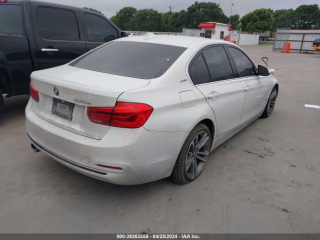 Photo 3 VIN: WBA8E1C54JA180304 - BMW 330E 