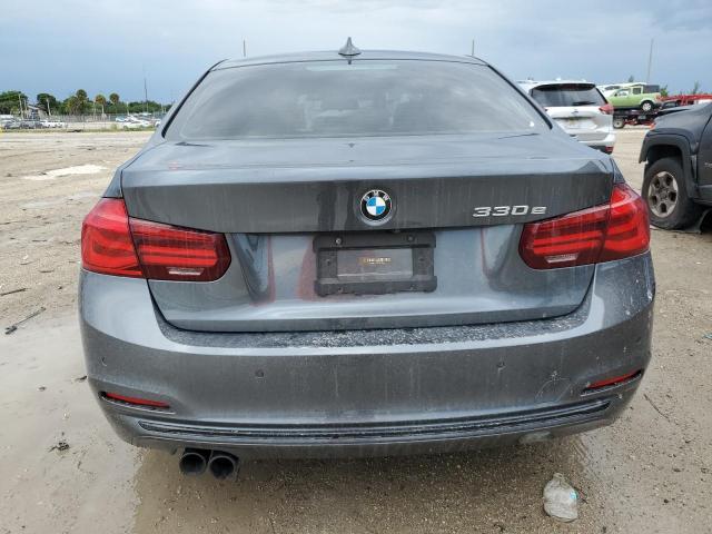 Photo 5 VIN: WBA8E1C56JA165657 - BMW 330E 