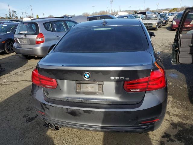 Photo 5 VIN: WBA8E1C58JA756458 - BMW 330E 