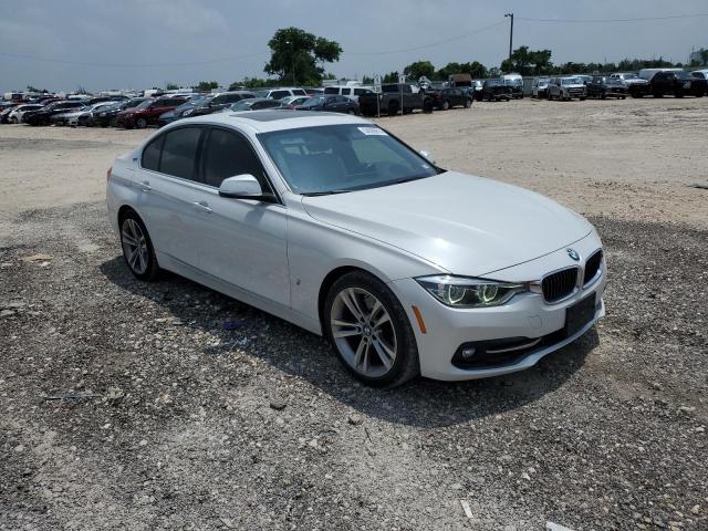 Photo 3 VIN: WBA8E1C58JA762888 - BMW 3 SERIES 