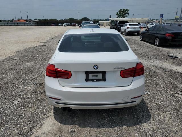 Photo 5 VIN: WBA8E1C58JA762888 - BMW 3 SERIES 