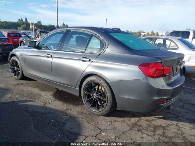 Photo 2 VIN: WBA8E1C5XJA178086 - BMW 330E 