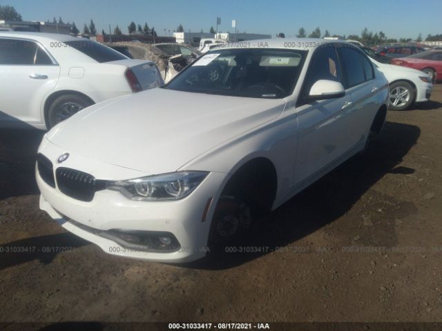 Photo 1 VIN: WBA8E1G30HNU17429 - BMW 3 