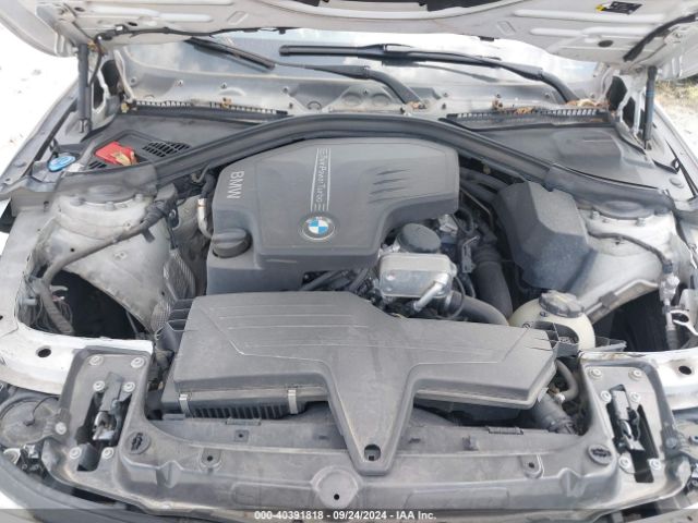 Photo 9 VIN: WBA8E1G30HNU18757 - BMW 320I 