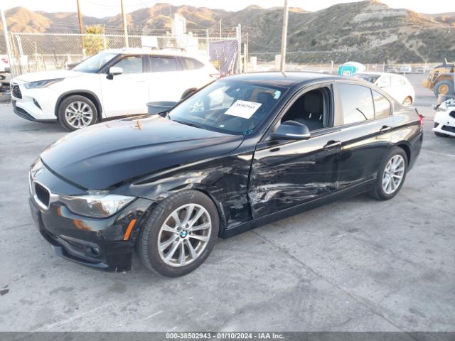 Photo 1 VIN: WBA8E1G34HNU16042 - BMW 320I 