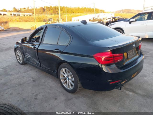 Photo 2 VIN: WBA8E1G34HNU16042 - BMW 320I 