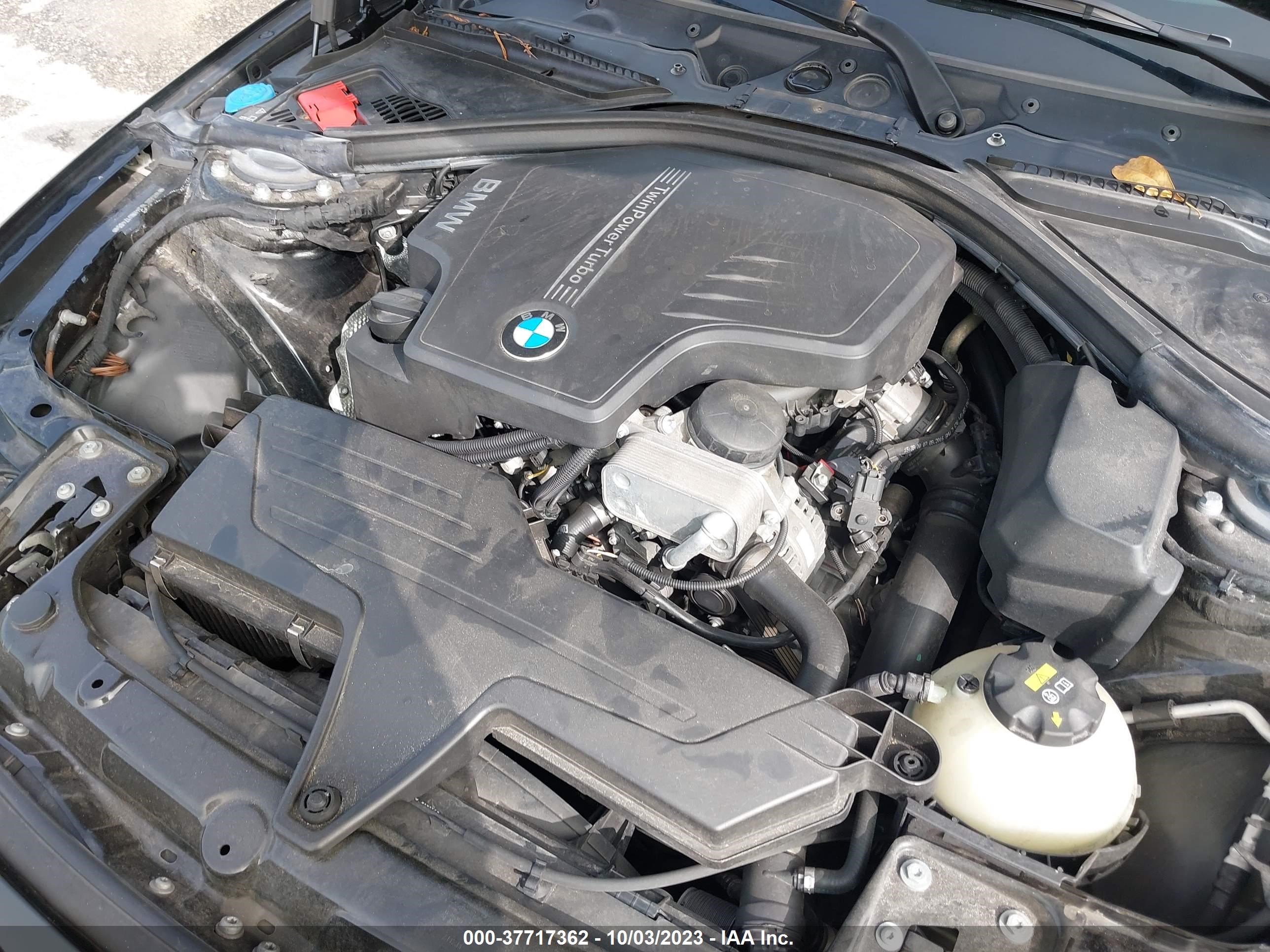 Photo 9 VIN: WBA8E1G34HNU17465 - BMW 3ER 