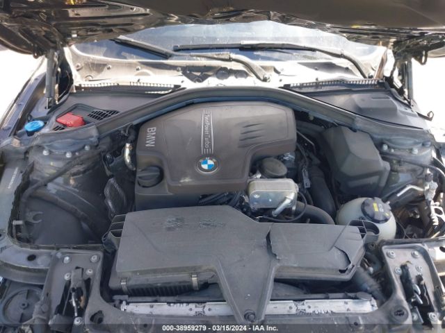 Photo 9 VIN: WBA8E1G36HNU18553 - BMW 320I 