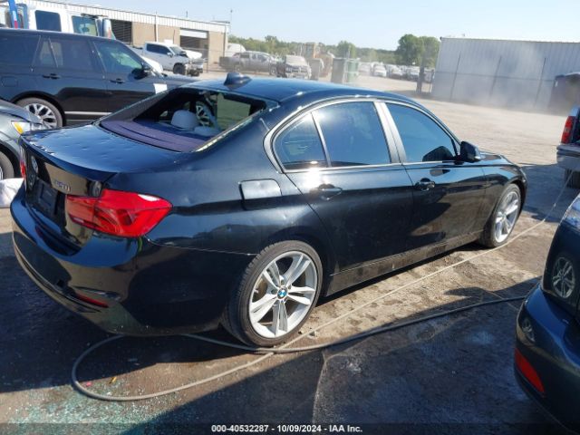 Photo 3 VIN: WBA8E1G39HNU15694 - BMW 320I 