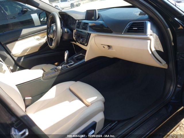 Photo 4 VIN: WBA8E1G39HNU15694 - BMW 320I 