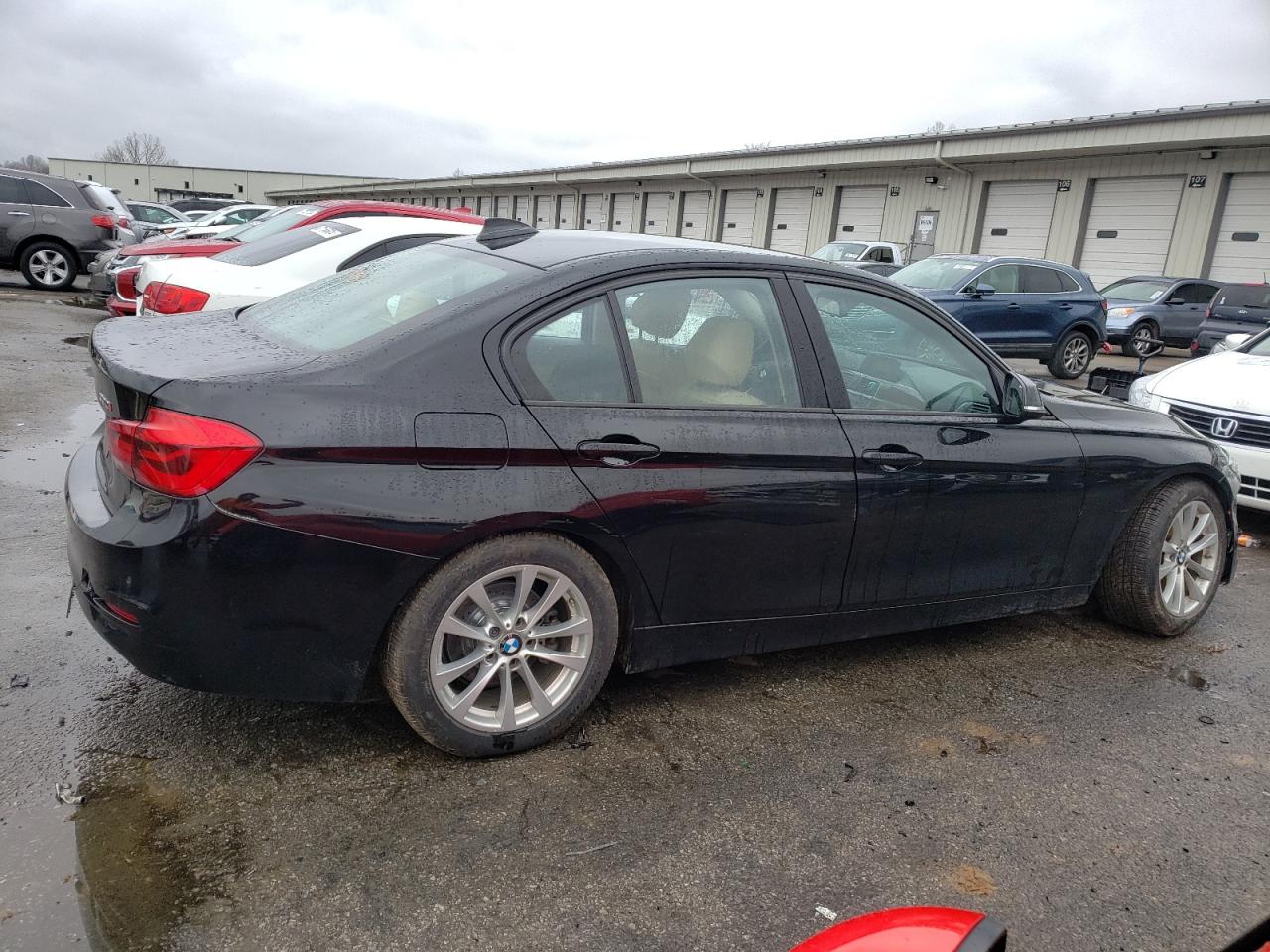 Photo 2 VIN: WBA8E1G39HNU17607 - BMW 3ER 