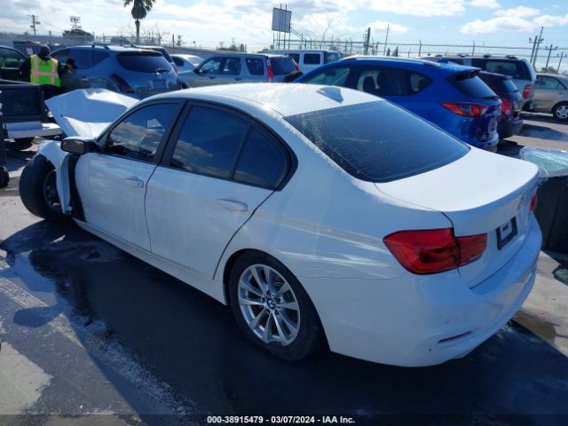 Photo 2 VIN: WBA8E1G39HNU18143 - BMW 320I 