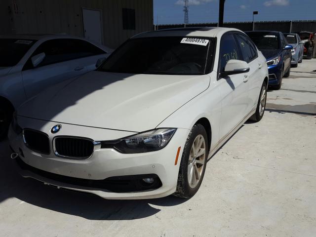 Photo 1 VIN: WBA8E1G3XHNU15736 - BMW 320 I 