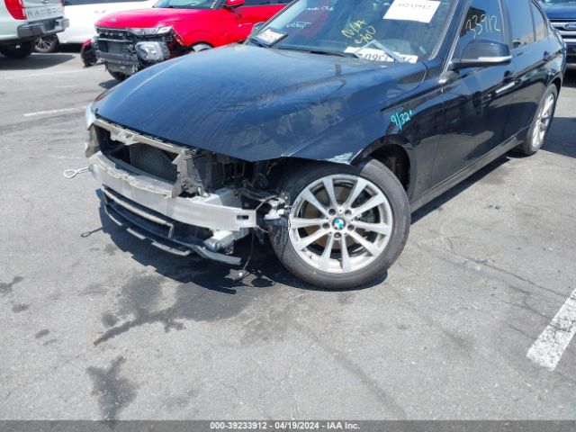 Photo 5 VIN: WBA8E1G3XHNU16515 - BMW 320I 