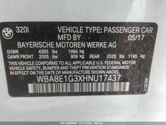 Photo 8 VIN: WBA8E1G3XHNU17437 - BMW 320I 