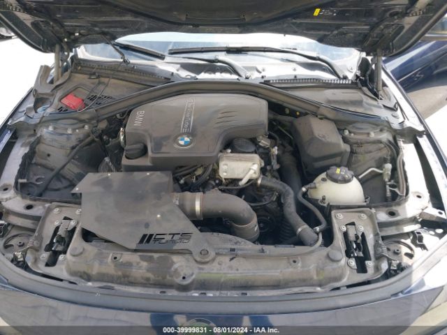 Photo 9 VIN: WBA8E1G3XHNU18104 - BMW 320I 