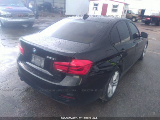 Photo 3 VIN: WBA8E1G50GNT99143 - BMW 3 