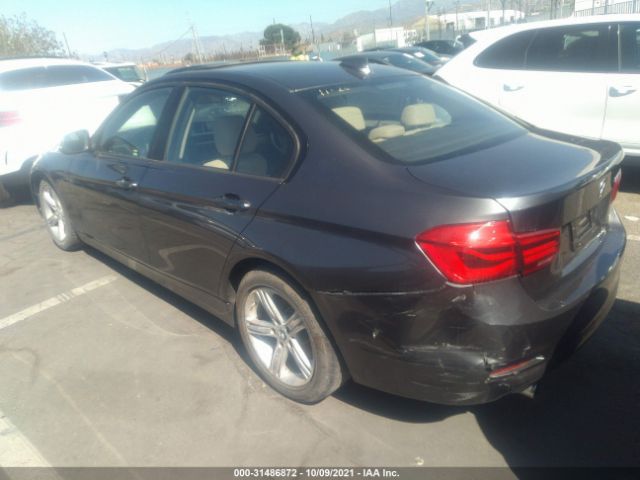 Photo 2 VIN: WBA8E1G50HNU14886 - BMW 3 