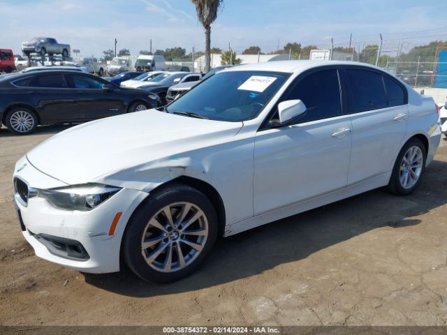 Photo 1 VIN: WBA8E1G50HNU15133 - BMW 320I 