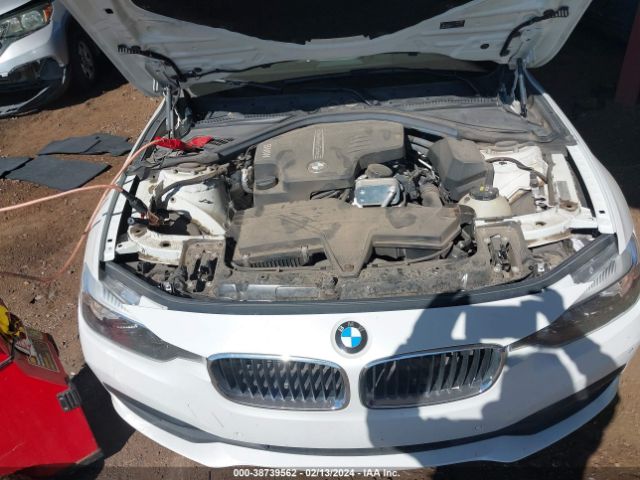 Photo 9 VIN: WBA8E1G51GNT33779 - BMW 320I 