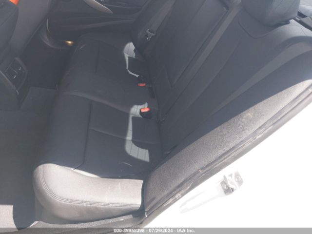 Photo 7 VIN: WBA8E1G51GNT36164 - BMW 320I 