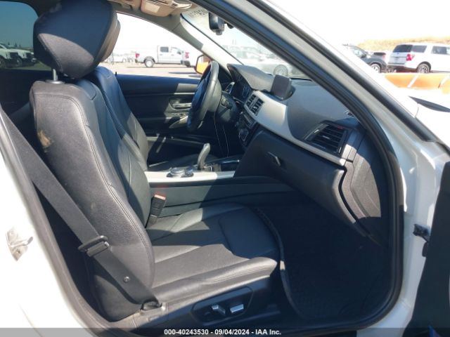 Photo 4 VIN: WBA8E1G51HNU14010 - BMW 320I 