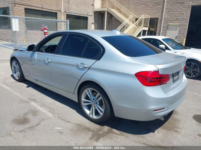 Photo 2 VIN: WBA8E1G52HNU14615 - BMW 320I 