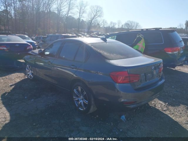 Photo 2 VIN: WBA8E1G54HNU14440 - BMW 320I 