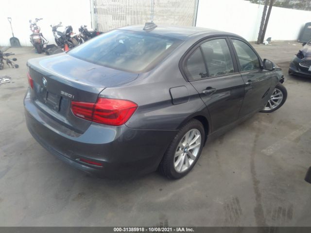 Photo 3 VIN: WBA8E1G54JNU88916 - BMW 3 