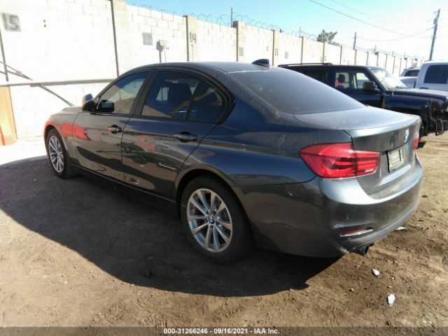 Photo 2 VIN: WBA8E1G55HNU13653 - BMW 3 