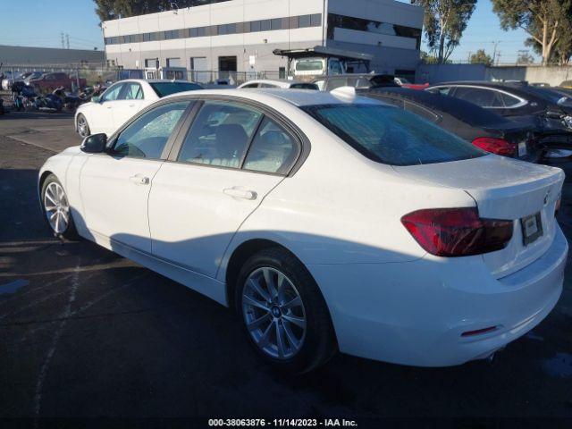 Photo 2 VIN: WBA8E1G56HNU12656 - BMW 320I 