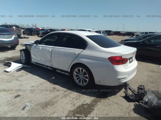 Photo 2 VIN: WBA8E1G57GNT34130 - BMW 3 