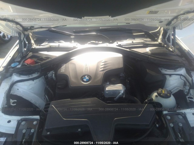 Photo 9 VIN: WBA8E1G57JNU91132 - BMW 3 