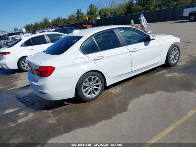 Photo 3 VIN: WBA8E1G57JNU93091 - BMW 320I 