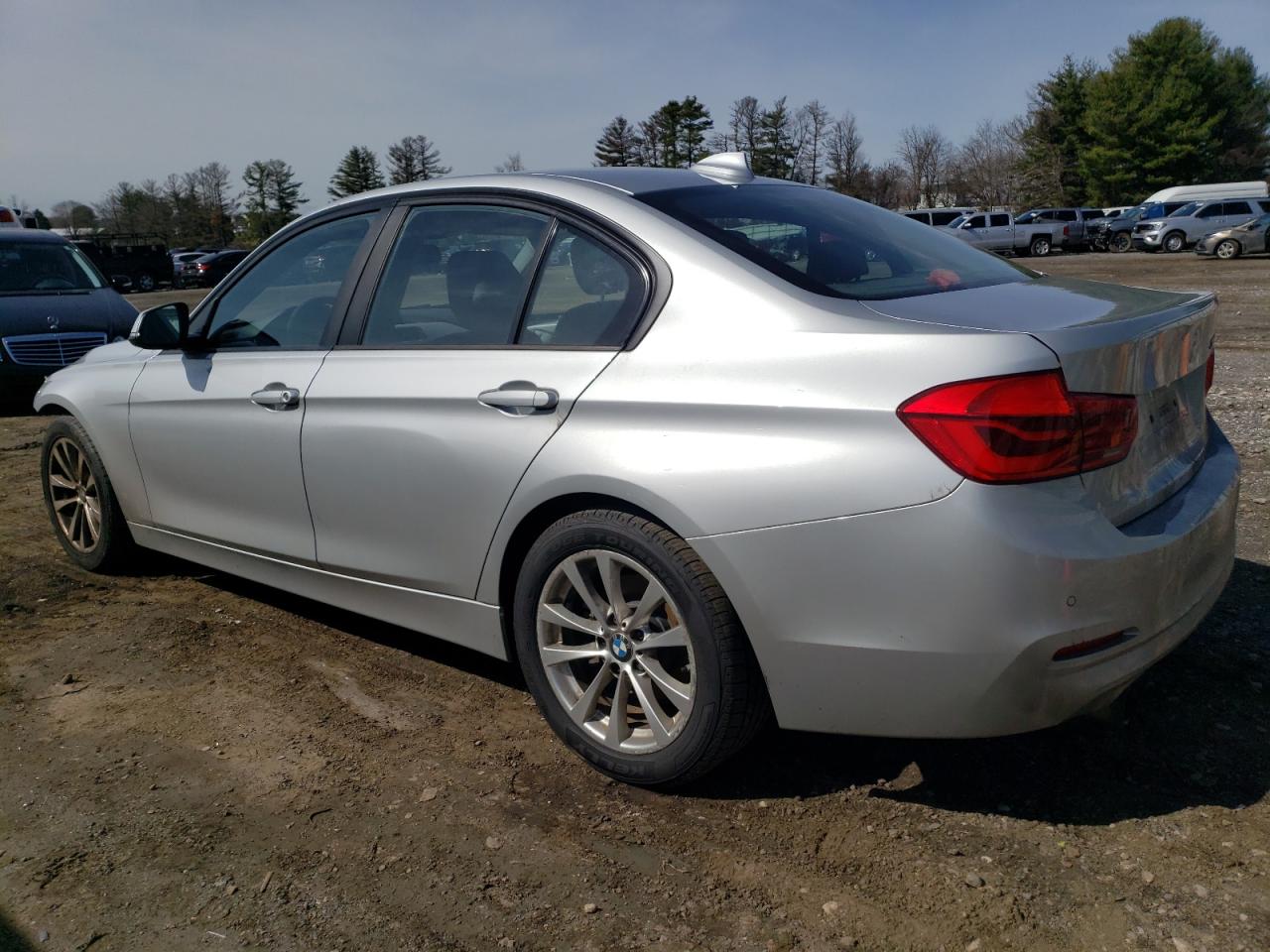 Photo 1 VIN: WBA8E1G58HNU13937 - BMW 3ER 