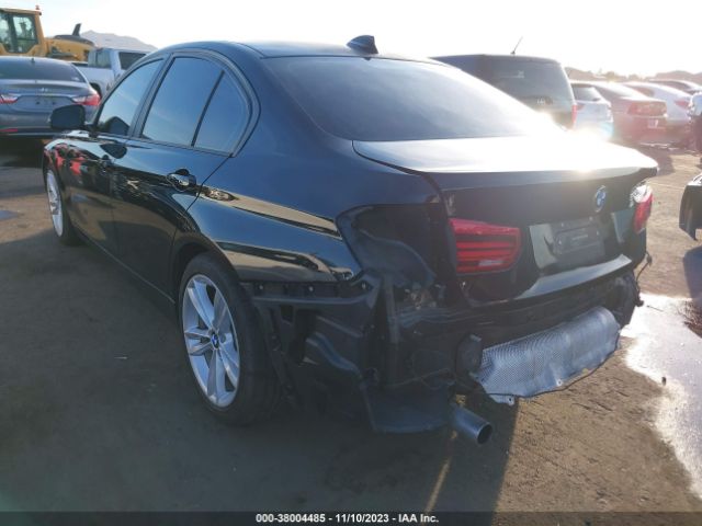 Photo 2 VIN: WBA8E1G5XGNT33599 - BMW 320I 