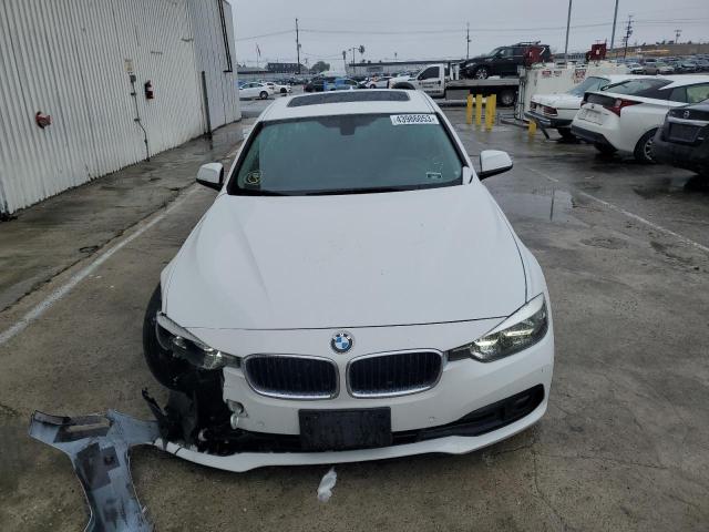 Photo 4 VIN: WBA8E1G5XGNT36681 - BMW 320 I 