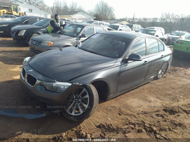 Photo 1 VIN: WBA8E1G5XGNT37071 - BMW 3 