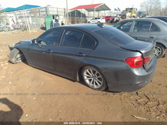 Photo 2 VIN: WBA8E1G5XGNT37071 - BMW 3 