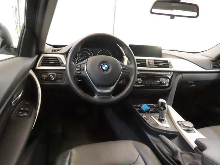 Photo 9 VIN: WBA8E31000A055219 - BMW 3 SERIE SEDAN 