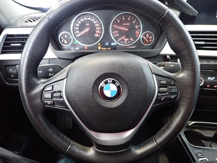 Photo 26 VIN: WBA8E31000A642228 - BMW SERIA 3 